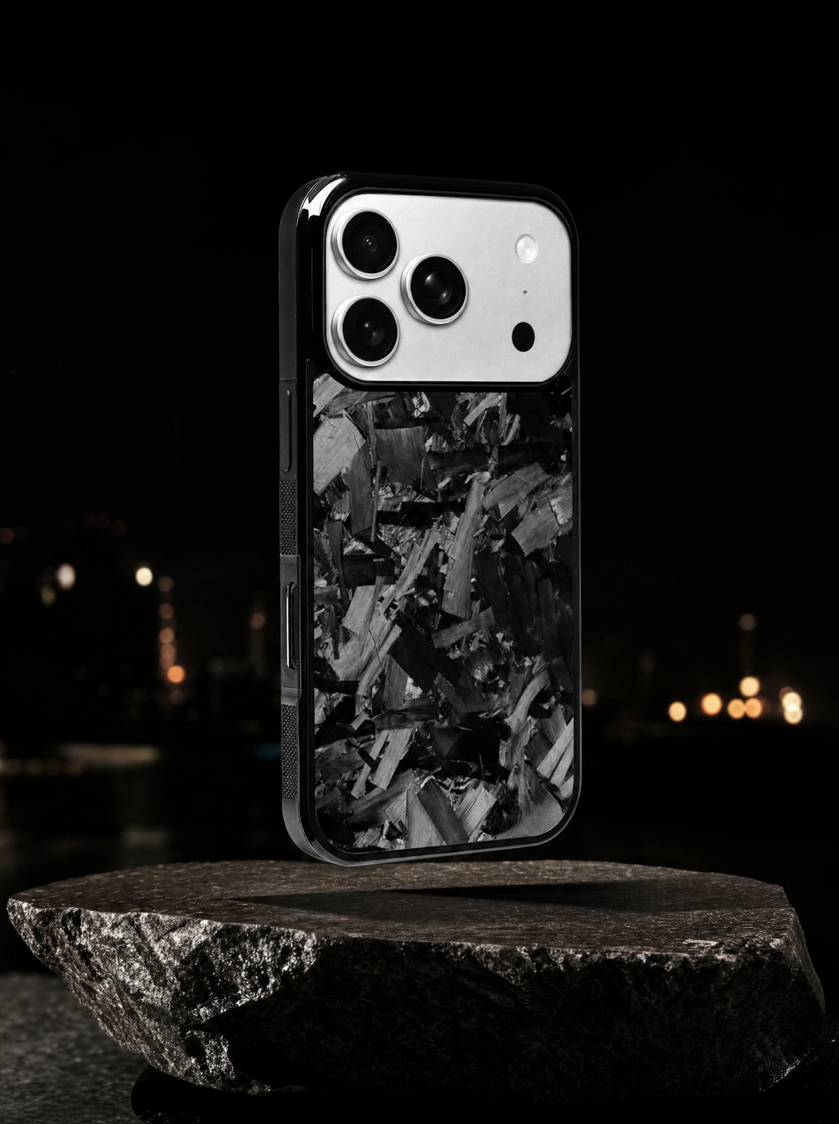 Coque de téléphone en fibre de carbone Fibernium, comparée aux coques silicone, cuir et plastique