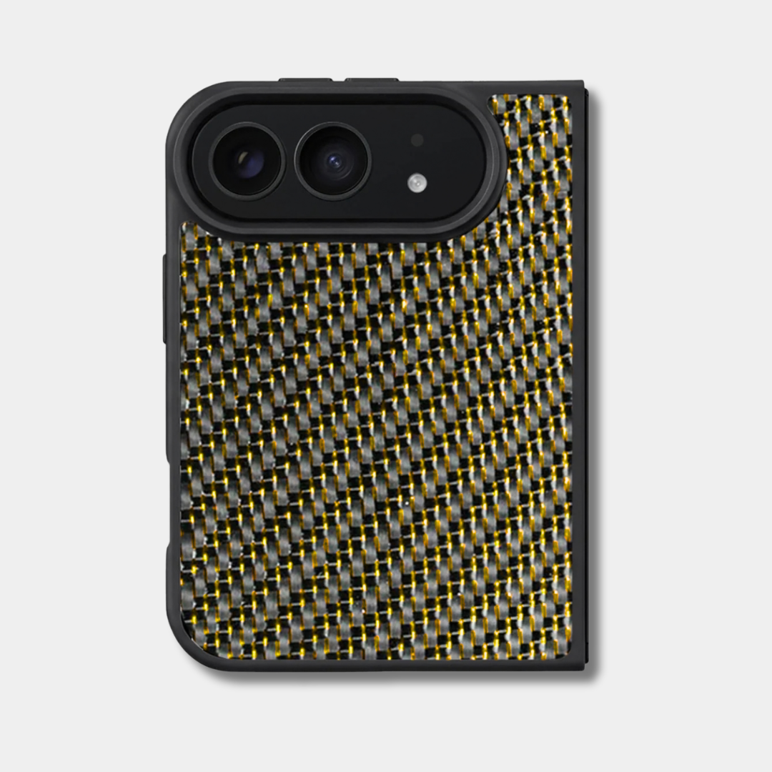 Coque iPhone Duo en fibre de carbone tissée colorée, teinte or, vue de dos