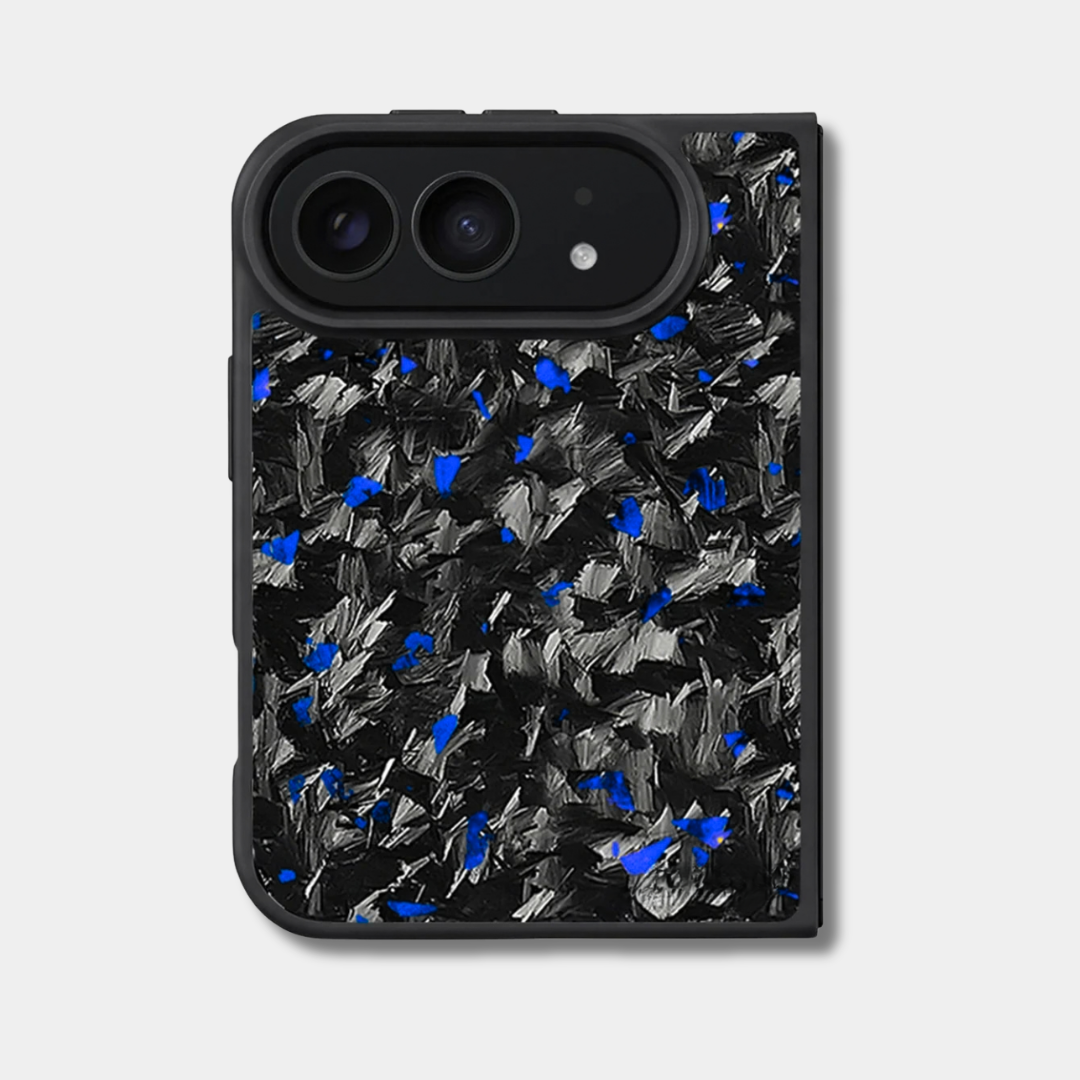 Coque iPhone Duo en carbone forgé BRUTE coloré, teinte bleu, vue de dos