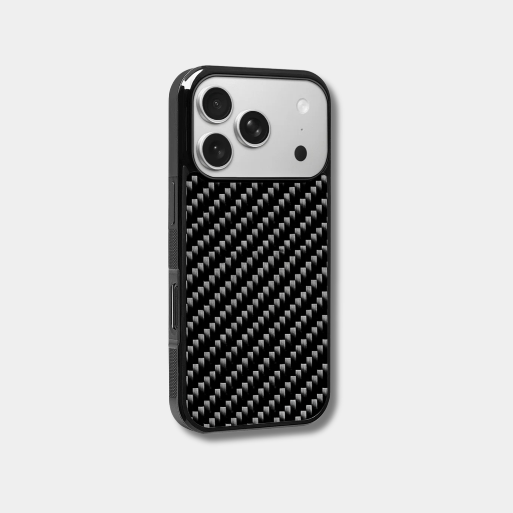 Coque pour iPhone en fibre de carbone Fibernium, finition robuste et élégante, protection légère pour smartphone Apple.