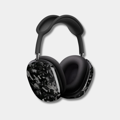 Coque en fibre de carbone Fibernium pour Apple AirPods MAX, protection élégante et durable, vue de face sur fond neutre.