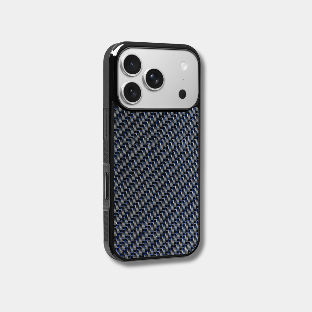 Coque Apple iPhone FIBRE carbone colorée de Fibernium, protection légère avec motif en fibre de carbone visible.